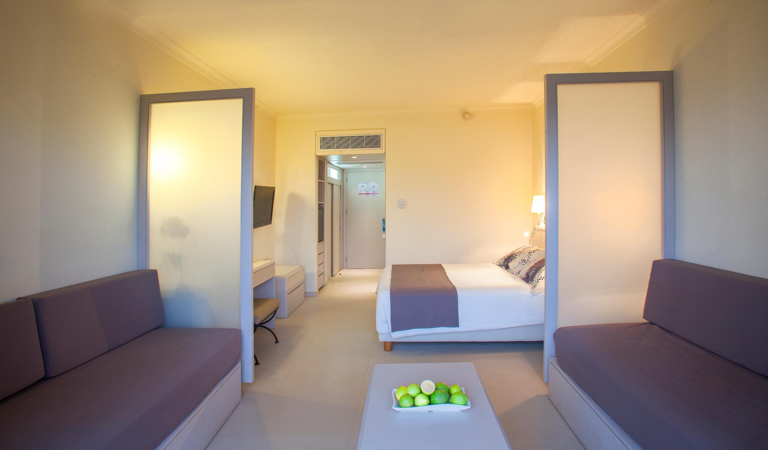 Louis Imperial Beach Paphos Extérieur photo